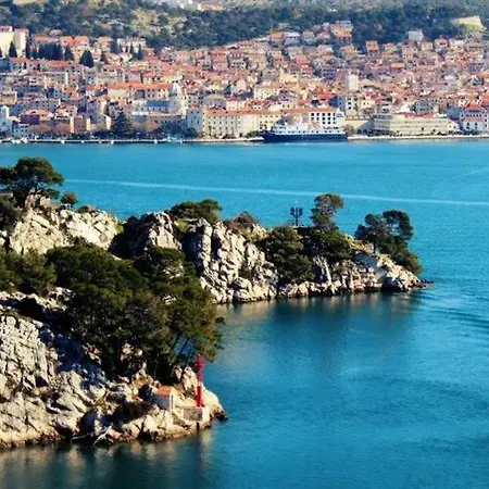 In With Balcony, Air Conditioning, Wifi, Washing Machine * Skradin